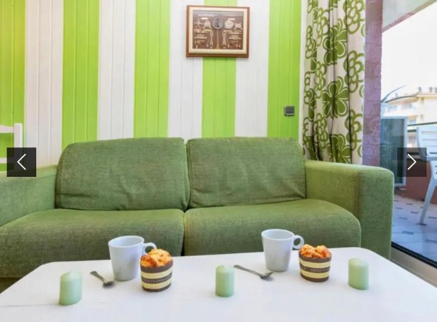 Apartamento Familiar ตอร์โรเอยา เด มอนต์กรี ภายนอก รูปภาพ